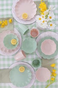 Bello Floral Picnic Plate 22cm - 2 Assorted Colours