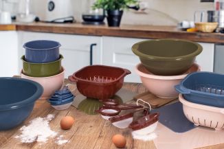 Coco & Gray Set Of 4 Sieves - 3 Assorted Colours