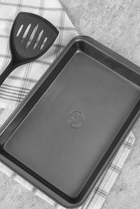 Coco & Gray Non-stick Oblong Roaster 30x20cm