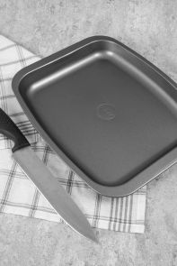 Coco & Gray Non-stick Oblong Roaster 32x26x4cm